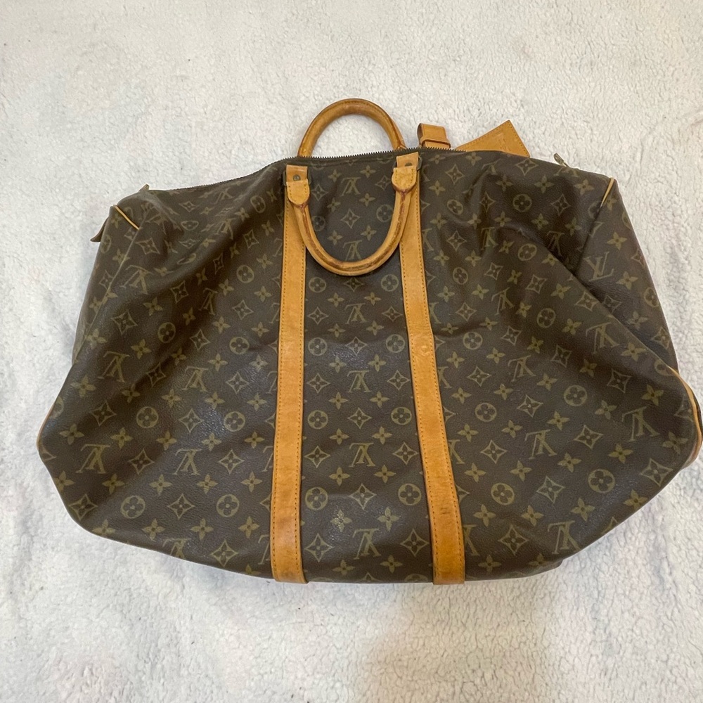 FLASH SALE Louis Vuitton keepall Bandolier 50 AUTHENTIC!!!date code 852. & lock